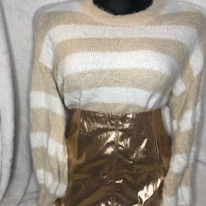 Top sweater and skirt
